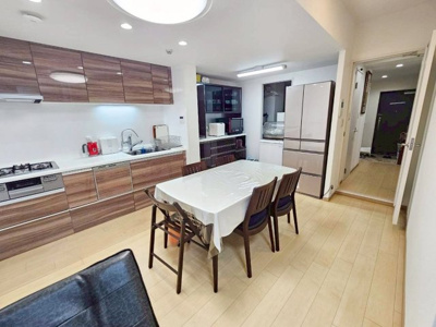 【居間・リビング】 | コスモシティ三宮東 | 2019年間取り変更等リフォーム歴のある大変綺麗なお部屋♪