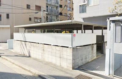 【駐輪場】 | コスモシティ三宮東 | 屋根付き駐輪場のため、雨で濡れる心配もないですね