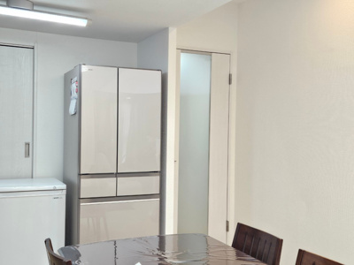 【居間・リビング】 | コスモシティ三宮東