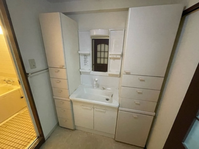 【洗面所】 | ロイヤルコート生江 | ※同施工会社のイメージ写真※