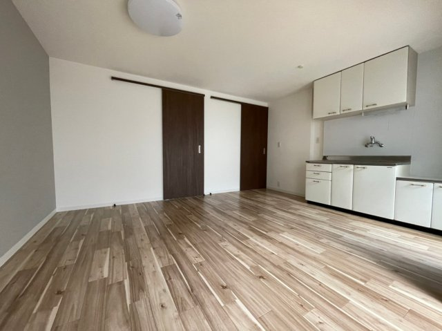 垂水高丸住宅B棟の居間・リビング