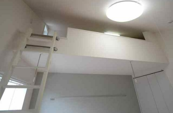 Ｃｒａｎｅ　Ｈｉｌｌｓの設備