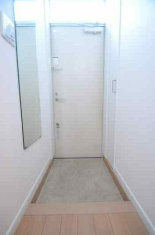 Ｃｒａｎｅ　Ｈｉｌｌｓの玄関