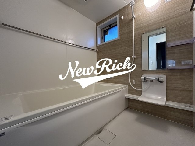 前橋市総社町総社のアパートの浴室