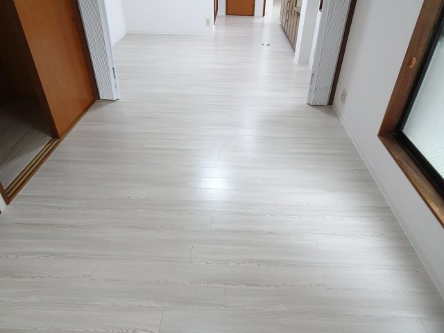 安田マンションの洋室