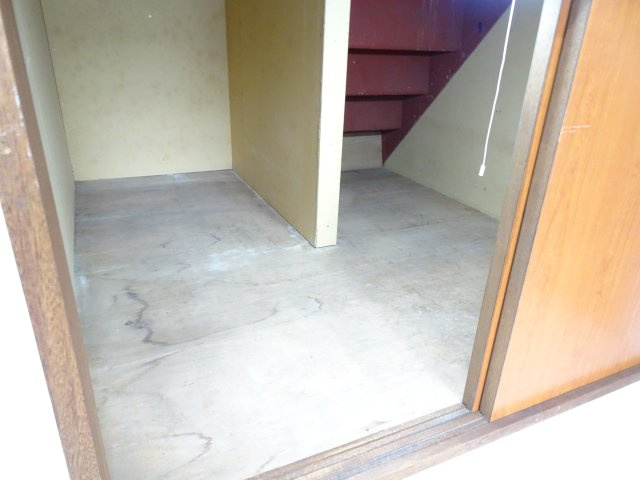 安田マンションの収納