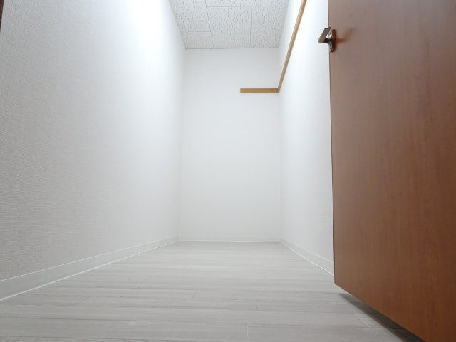 安田マンションの収納