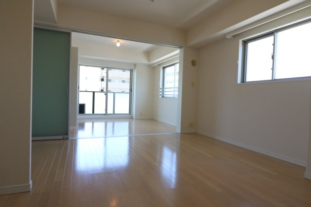 【居間・リビング】