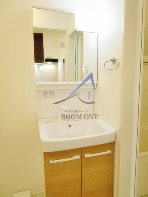 シャンブルIIの洗面所|洗面台です。