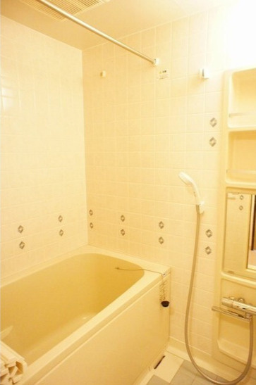 ガーデナヴィルマグノリア市川妙典の浴室