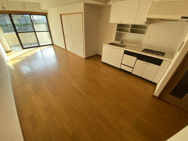 【居間・リビング】