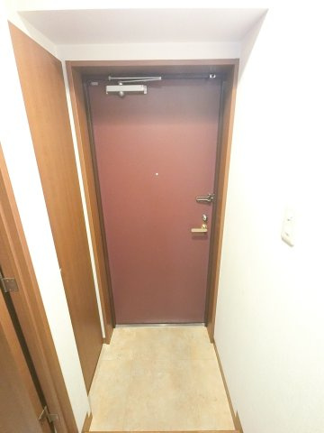 アウラ１０の玄関