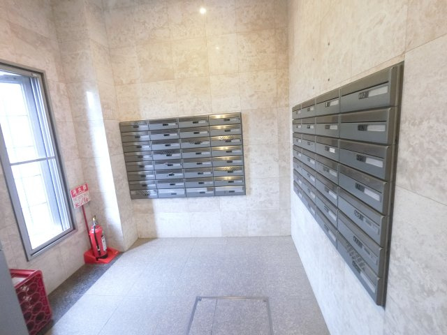 アウラ１０のロビー