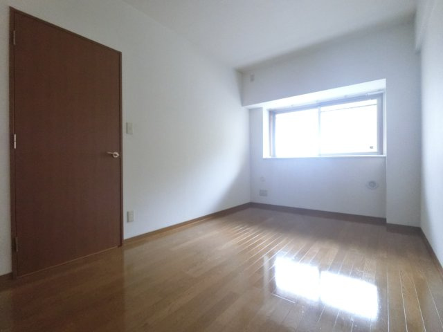 アウラ１０の洋室