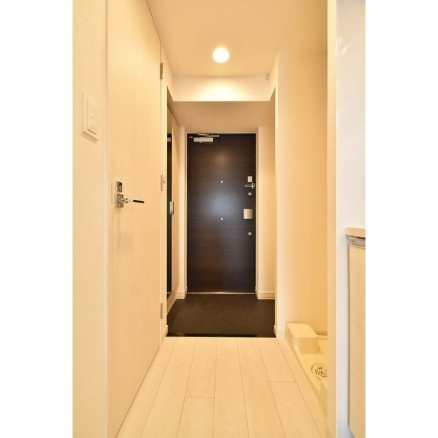 アドバンス大阪セレーノの玄関