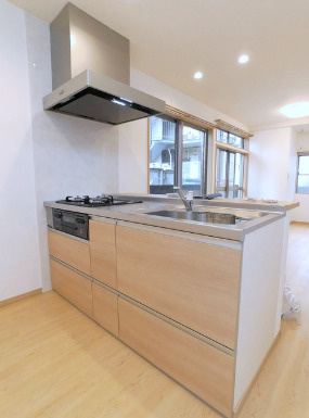 ココベル三軒茶屋　角部屋　南面リビング　宅配BOX　カウンターキッチンのキッチン