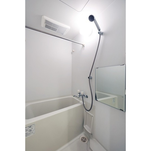 コンフォリア行徳の浴室