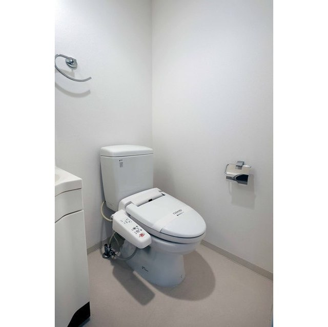 コンフォリア行徳のトイレ