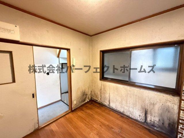 【居間・リビング】の画像