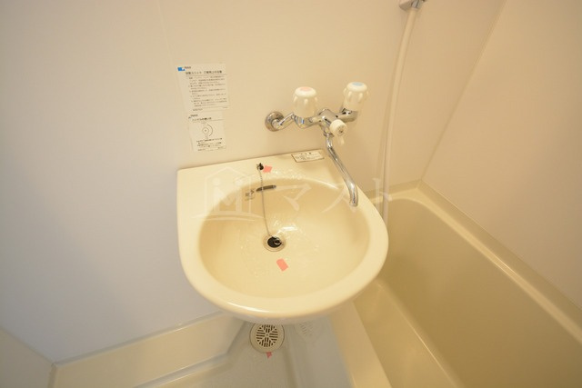 ベルシモンズ大阪港の洗面所