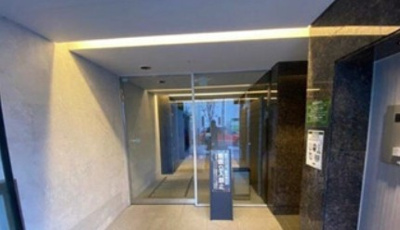 【ロビー】 | コンシェリア新宿御苑CROSSIA