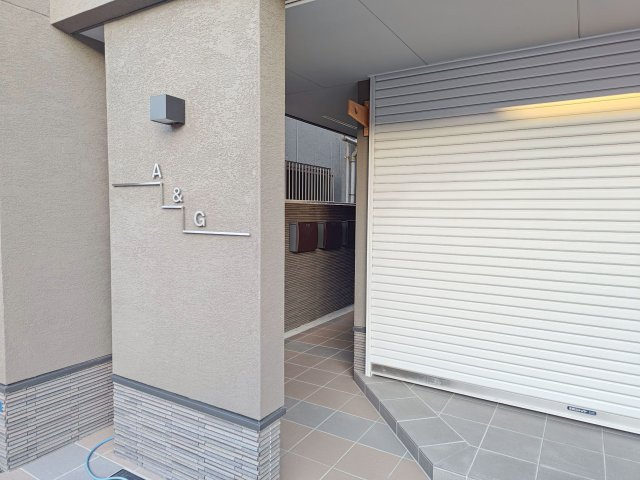 A&Gビルのエントランス