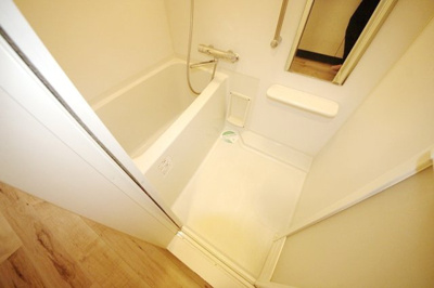 【浴室】 | ラグジュアリーアパートメント本郷