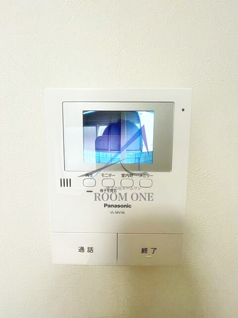 シエスタ若宮のセキュリティ|モニター付きインターホンです。