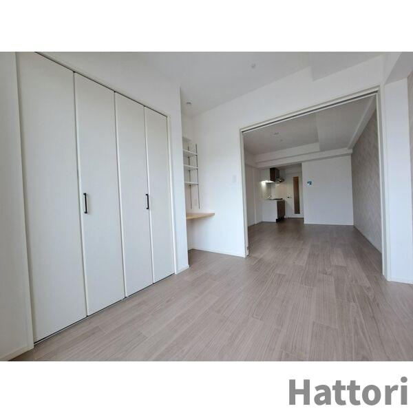 スプランディッド江坂DUEの居間・リビング