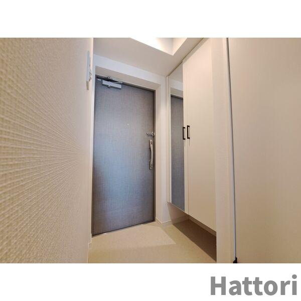 スプランディッド江坂DUEの玄関