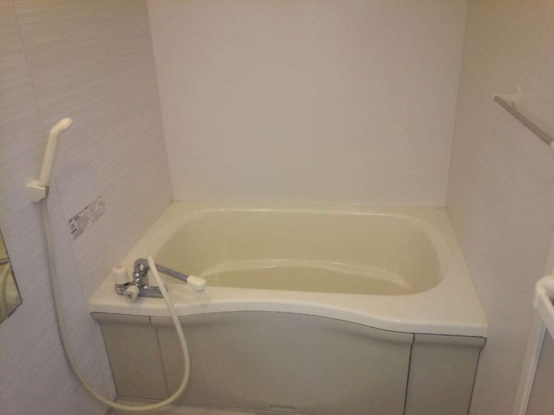 ソレイユの浴室