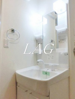 【洗面所】 | リーフ | 洗面台です。