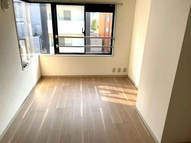 マートルコート調布のバルコニー|洋室６．２帖採光大です