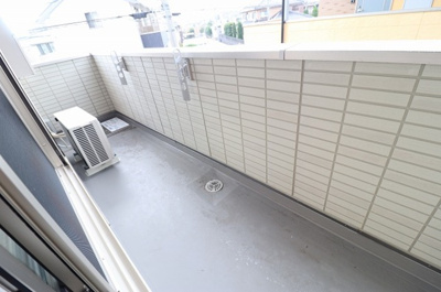 【バルコニー】 | Pera | バルコニー