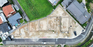 【前面道路含む現地写真】 | ガーデンヒルズ内野5 | 現地航空写真　2025年9月撮影