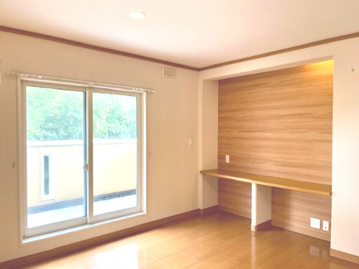 大飯郡高浜町立石中古戸建の洋室