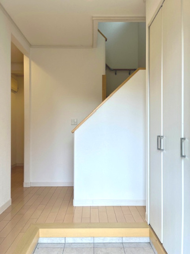 大飯郡高浜町立石中古戸建の玄関