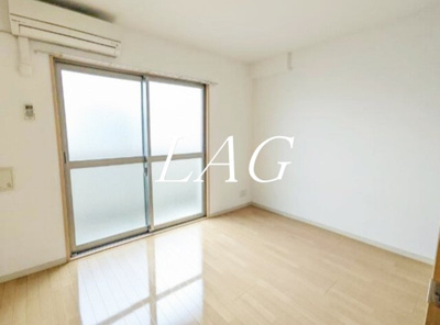 【居間・リビング】 | パルテール | 洋室のお部屋です。