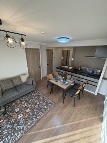 【居間・リビング】ニュー西船橋マンション 