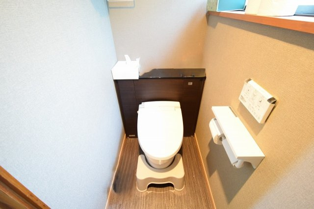 浅生３丁目戸建てのトイレ