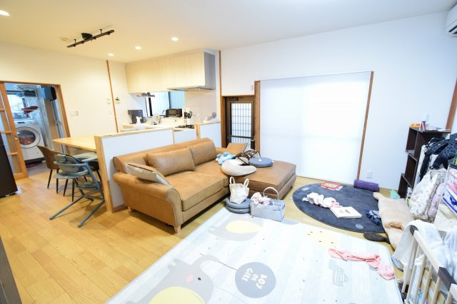 浅生３丁目戸建ての居間・リビング