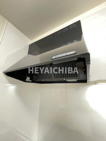 KIフラット３のキッチン|換気扇