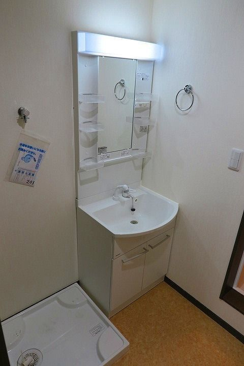 ヒルバレー新八柱の洗面所