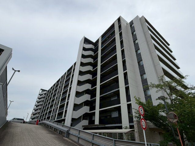 トヨタミッドヒルズ毘森公園の外観