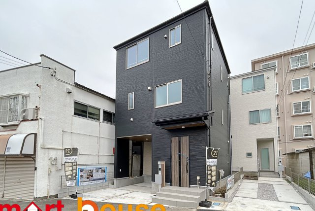 座間市相模が丘　全2棟　最終1棟！の外観|オシャレな外観は、人の目を引くだけではなく自慢したくなりますね！植木を置いたりアレンジは、自由です。自分の好みに仕上げましょう♪