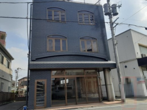 美女木1丁目住居付店舗