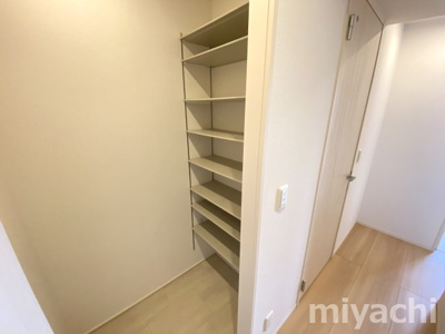 【玄関】 | ルミエール　Ｅ棟