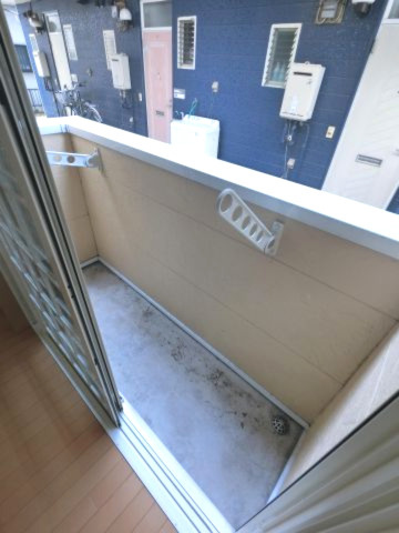 【バルコニー】