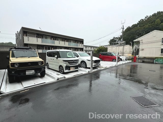 グリーンコーポ多摩ニュータウン南大沢の駐車場|【駐車場】