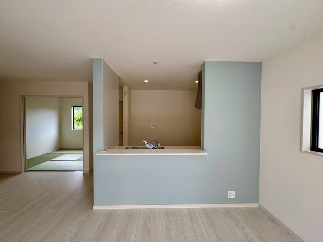 リーブルガーデン八重瀬町具志頭・３号棟のその他|コミュニケーションの取りやすい使い勝手のいいカウンターキッチン